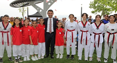 Bayraklı'da yaz spor okulları başladı