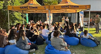 İzmir'de gençlerin “deneyim yolculuğu başladı