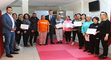 İlk Kursiyerler Sertifika Heyecanı Yaşadı