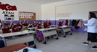 öğrencilere sağlık dersi