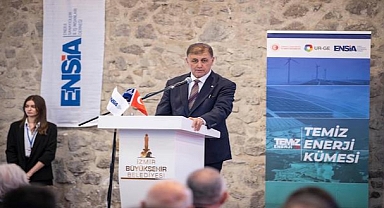 Başkan Tugay'dan sanayicilere yeşil dönüşüm çağrısı