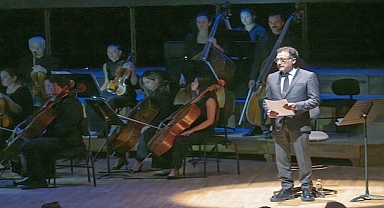 İzmir'de Ata'ya özlem notalarla yankılandı