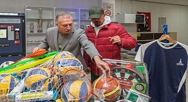 İzmir’de spor okul sıralarına taşınıyor