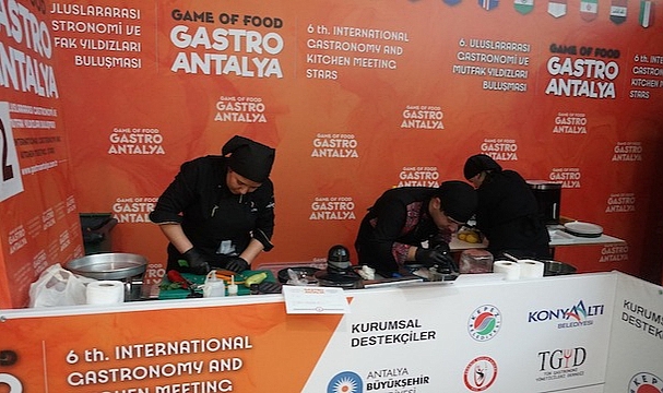 Uluslararası Gastronomi Buluşmasında İzmir’in Meslekî Eğitim Zaferi