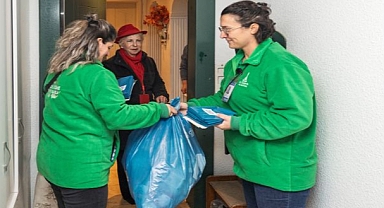 İzmir’de dönüşüm evden başladı