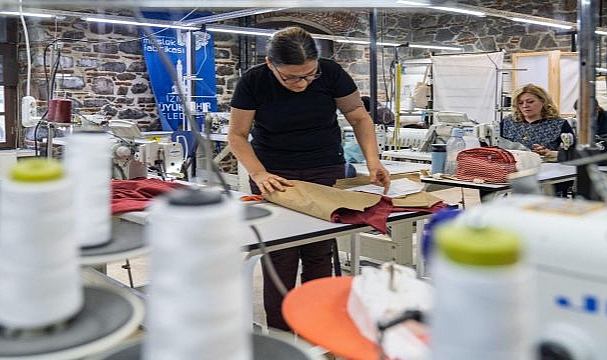 İzmir’in yeni başlangıçlara açılan kapısı: Meslek Fabrikası