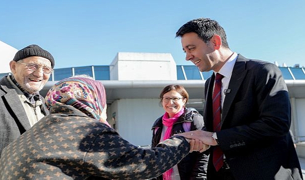 Bayraklı’da Yaşlılar Haftası Sosyal ve Sağlık Programlarıyla Geçiyor