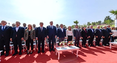 Başkan Tugay’dan Bayraklı’ya müjdeler