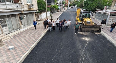 Bayraklı’da Asfalt Seferberliği Sürüyor: 25 Noktada Tamamlandı, 5 Noktada Daha Başlıyor
